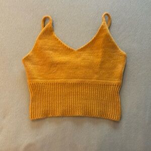 Women’s crop top